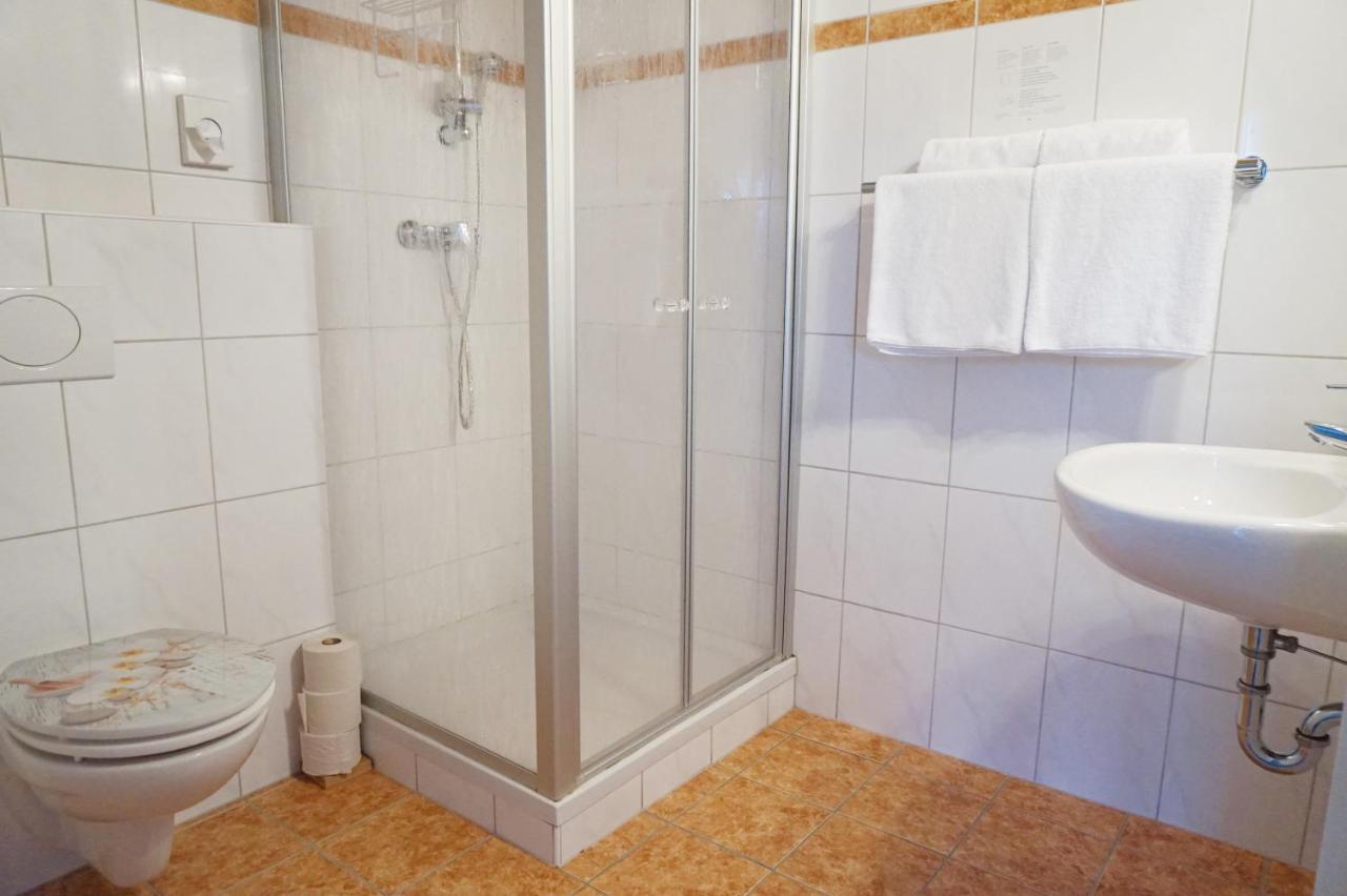 Familiensuite mit Balkon