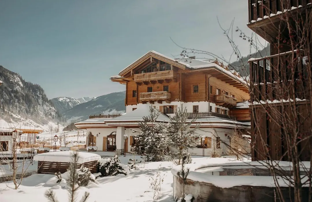 Familien Natur Resort Moar Gut-1