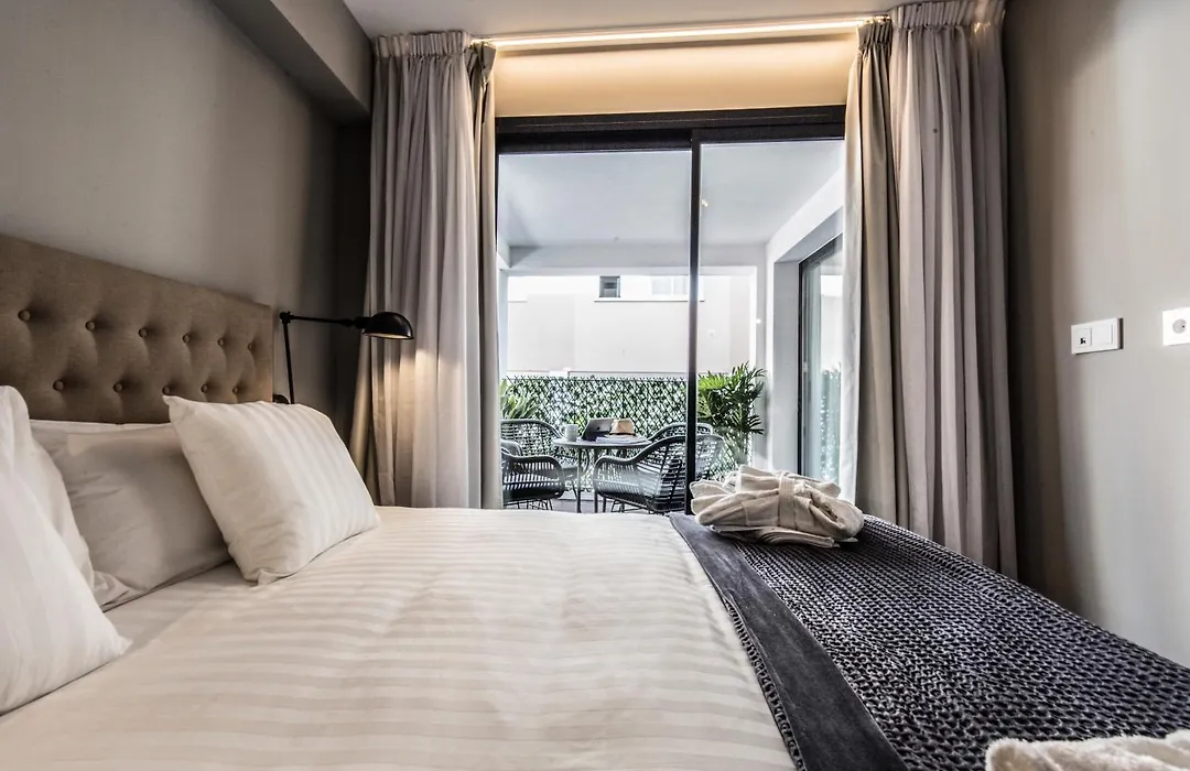 Terreno Suites-1