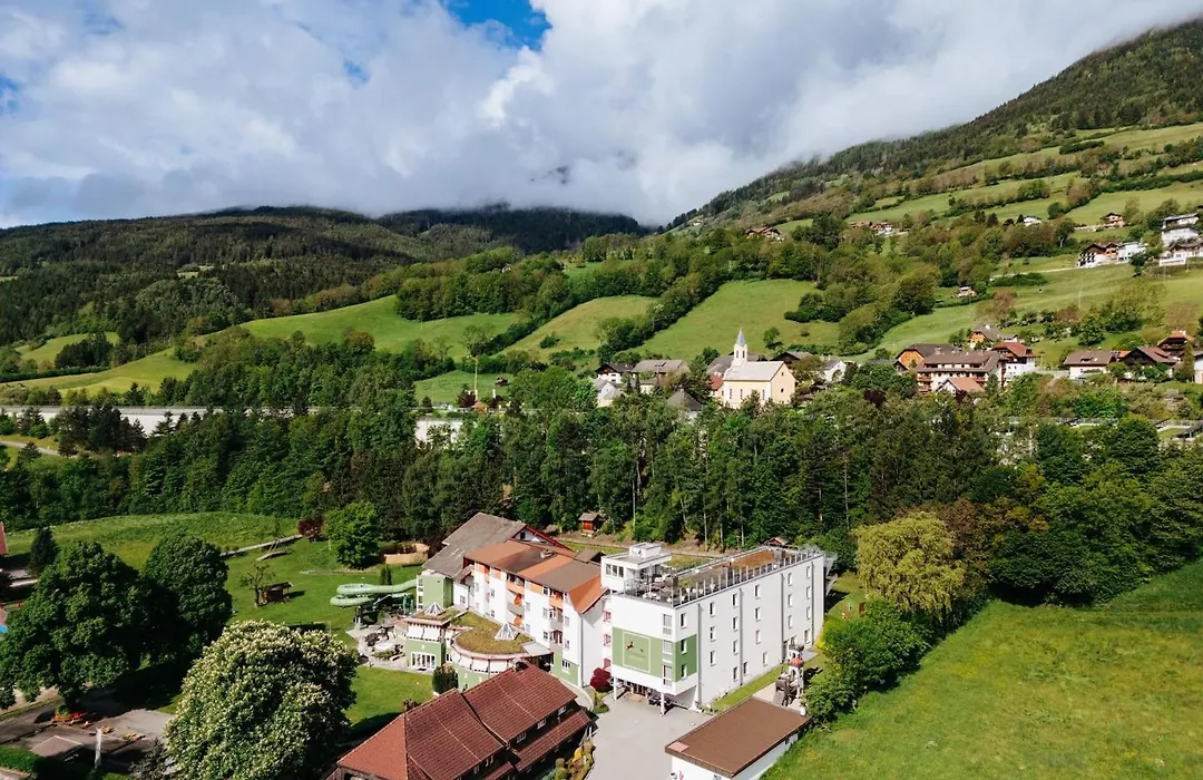 Familienhotel Trebesingerhof-1