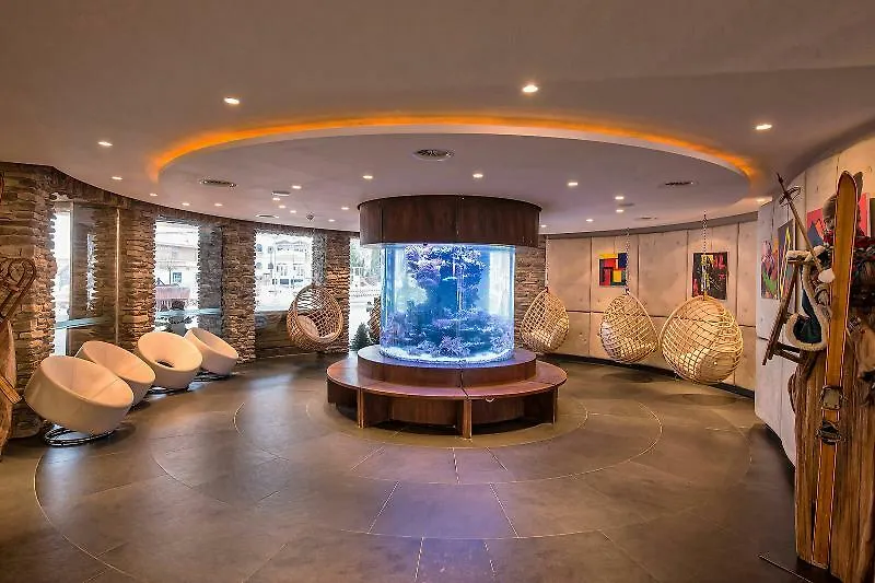 Alpenrose Leading Family Hotel & Resort-1