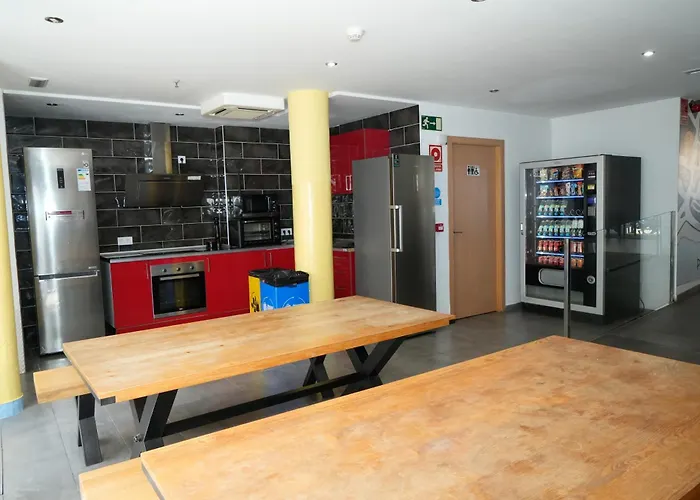 New Art Hostel - Albergue Juvenil